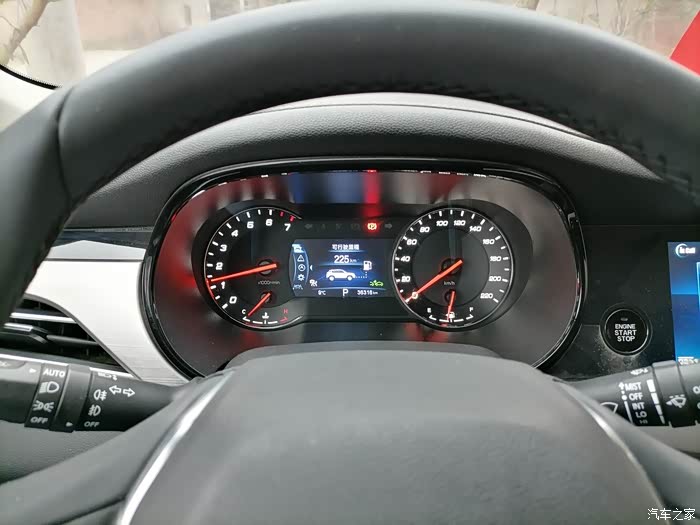 彩色的多功能仪表盘,各状态好极了.