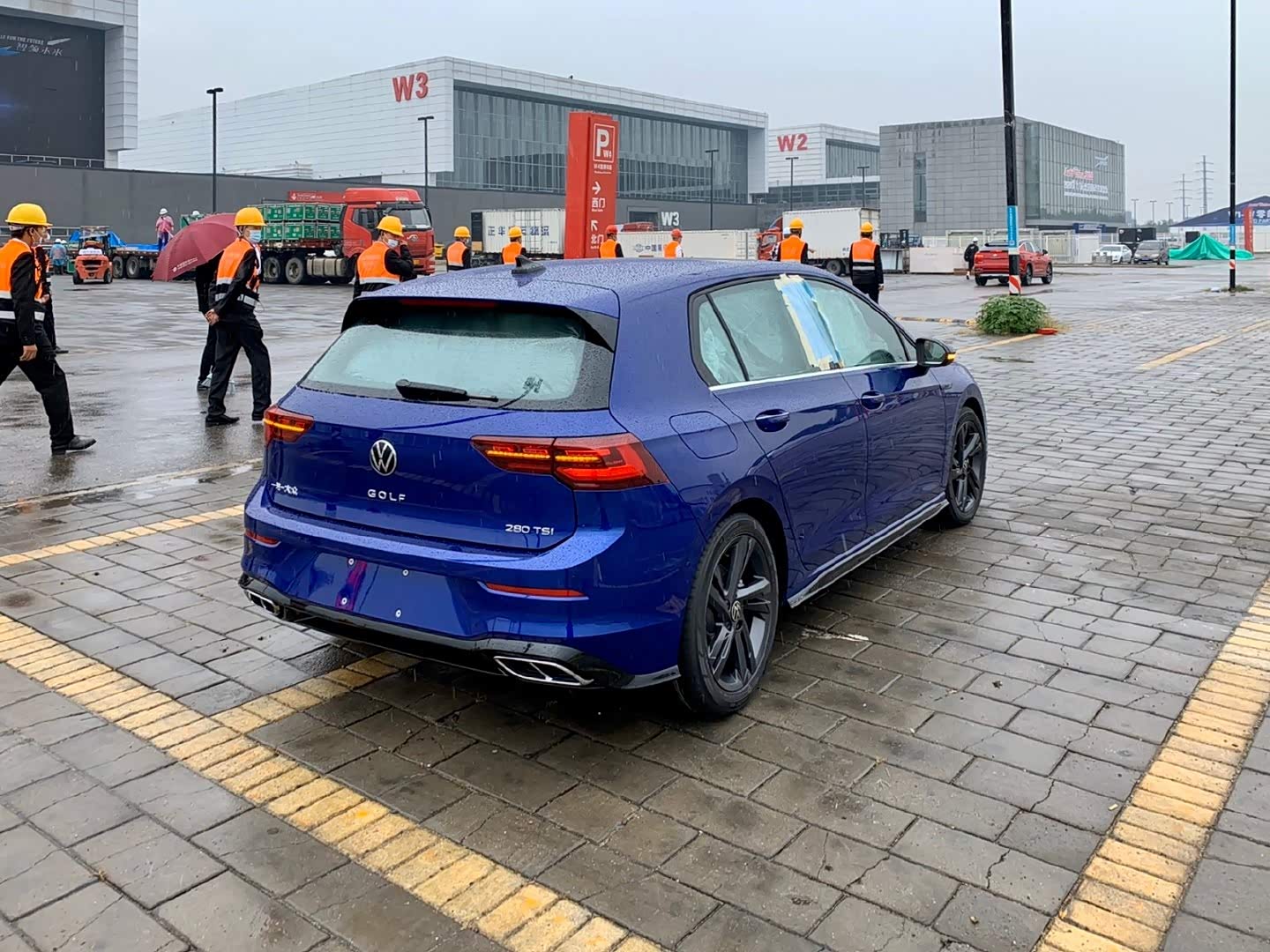 2020北京车展# 全新#大众高尔夫#蓝色实车真好看.