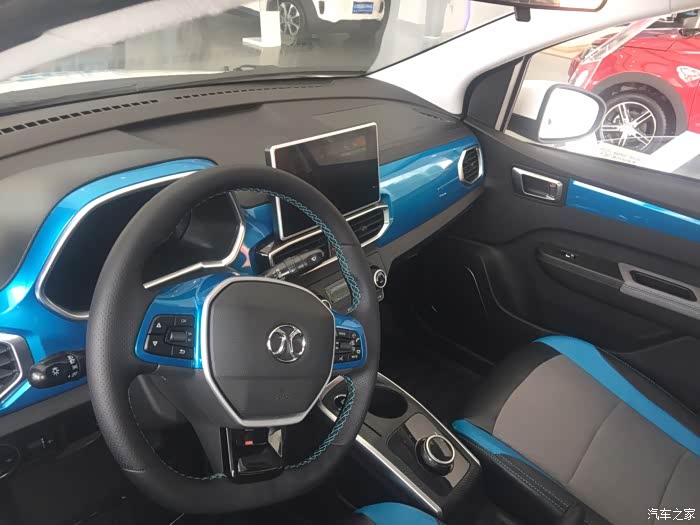 除了续航这ec3和ec200有啥子区别嘛