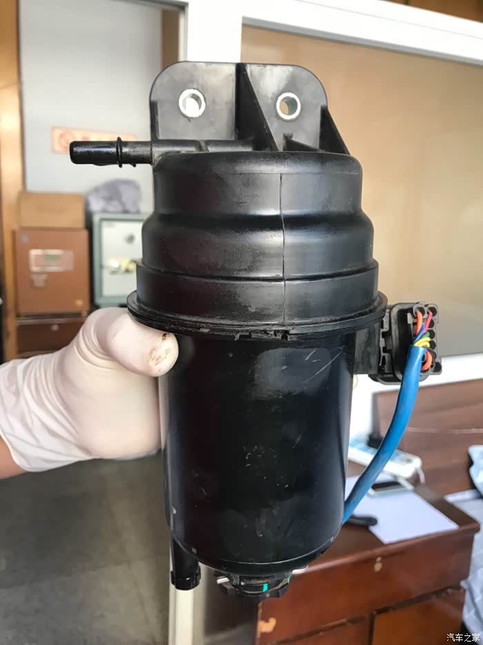 欧胜柴油滤清器放水