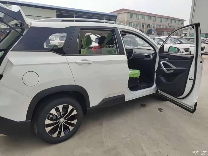 【图】提车了,手动豪华五座_宝骏530论坛_汽车之家论坛