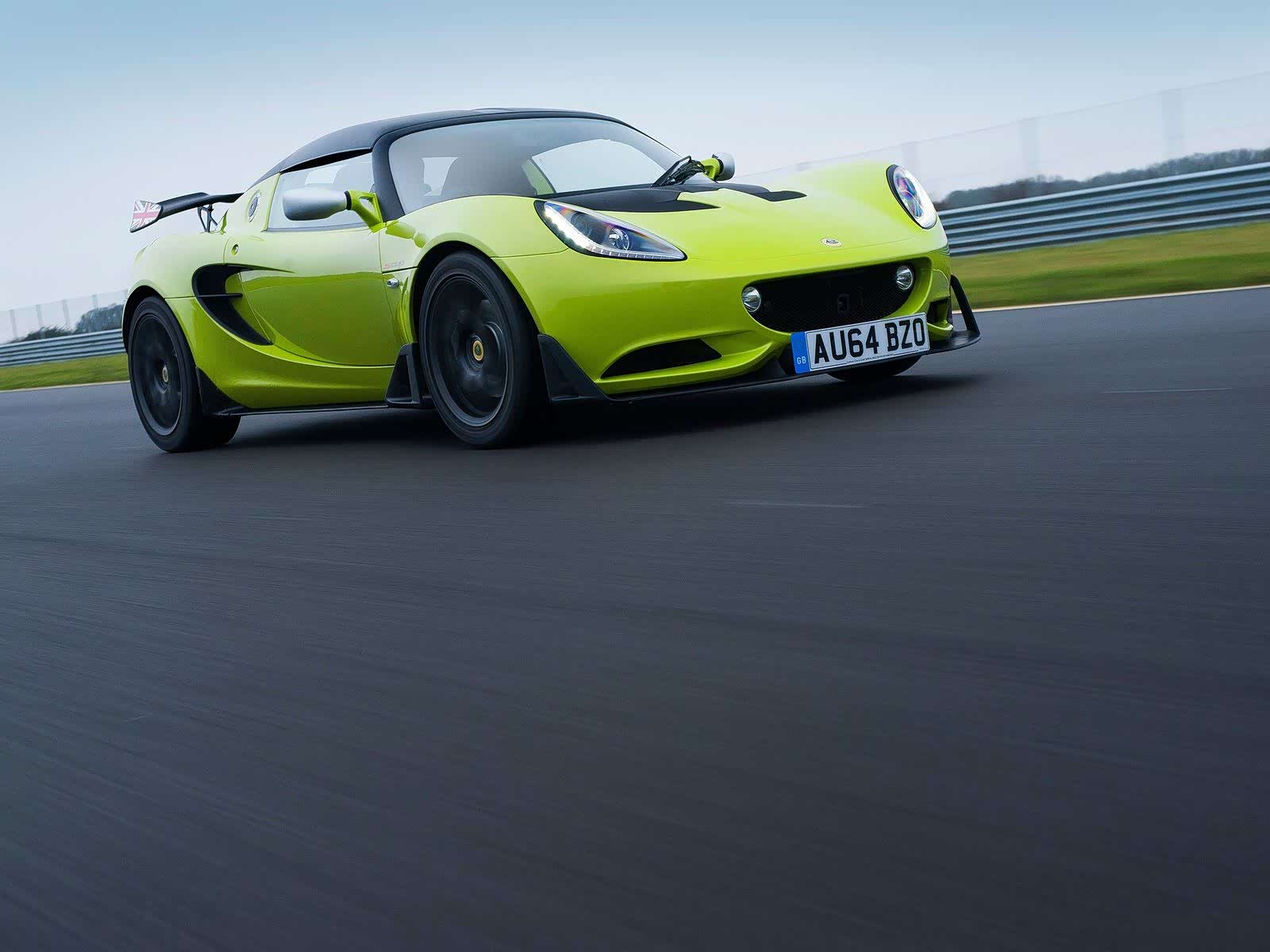 【图】颜值非常高,采用最新的平台,前脸造型时尚动感_senat论坛_汽车