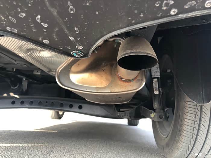 【图】办点年货,回家过年,开上i5,就变有钱_荣威i5论坛_汽车之家论坛