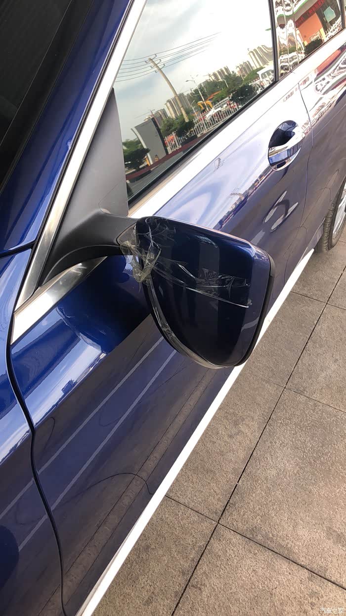 【图】我就想知道换个反光镜多少钱……_奔驰c级论坛_汽车之家论坛