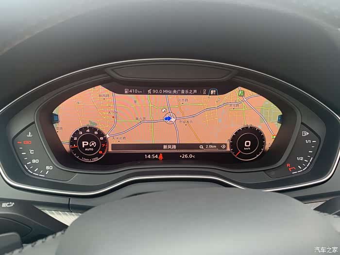 秋高气爽,用奥迪q5l传递真情!