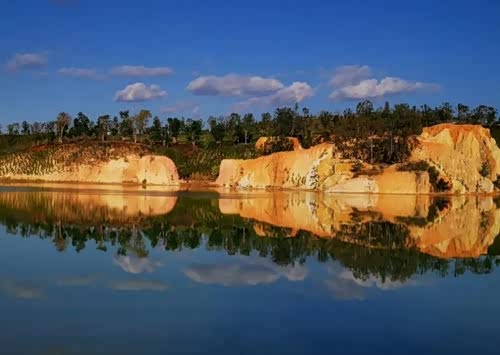云南建水五龙湖,一座与城市共生的公园