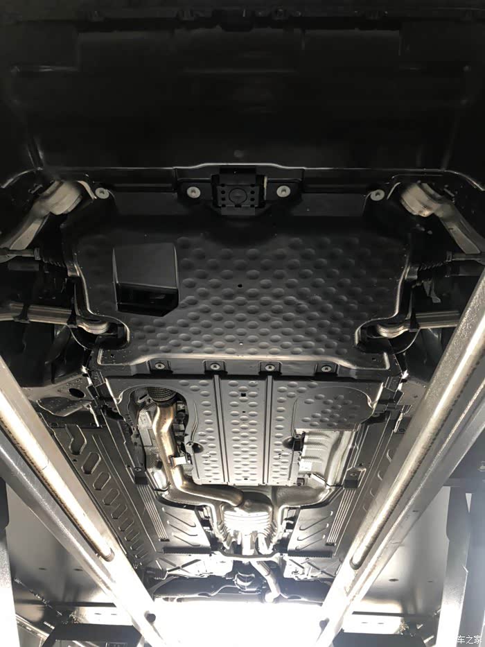 【图】20款glc底盘护板出厂自带吗_奔驰glc论坛_汽车之家论坛