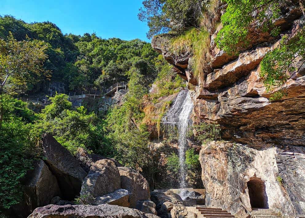 福建全景罕见的天坑奇观福州永泰百漈沟景区
