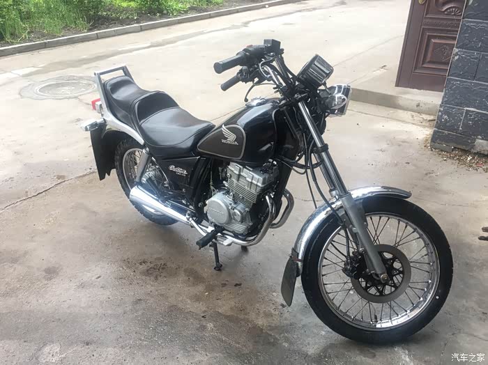 晒晒俺的收藏1994年本田cbx125太子