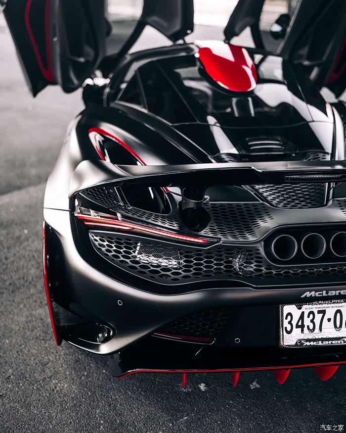 黑红相间的霸气迈凯伦765