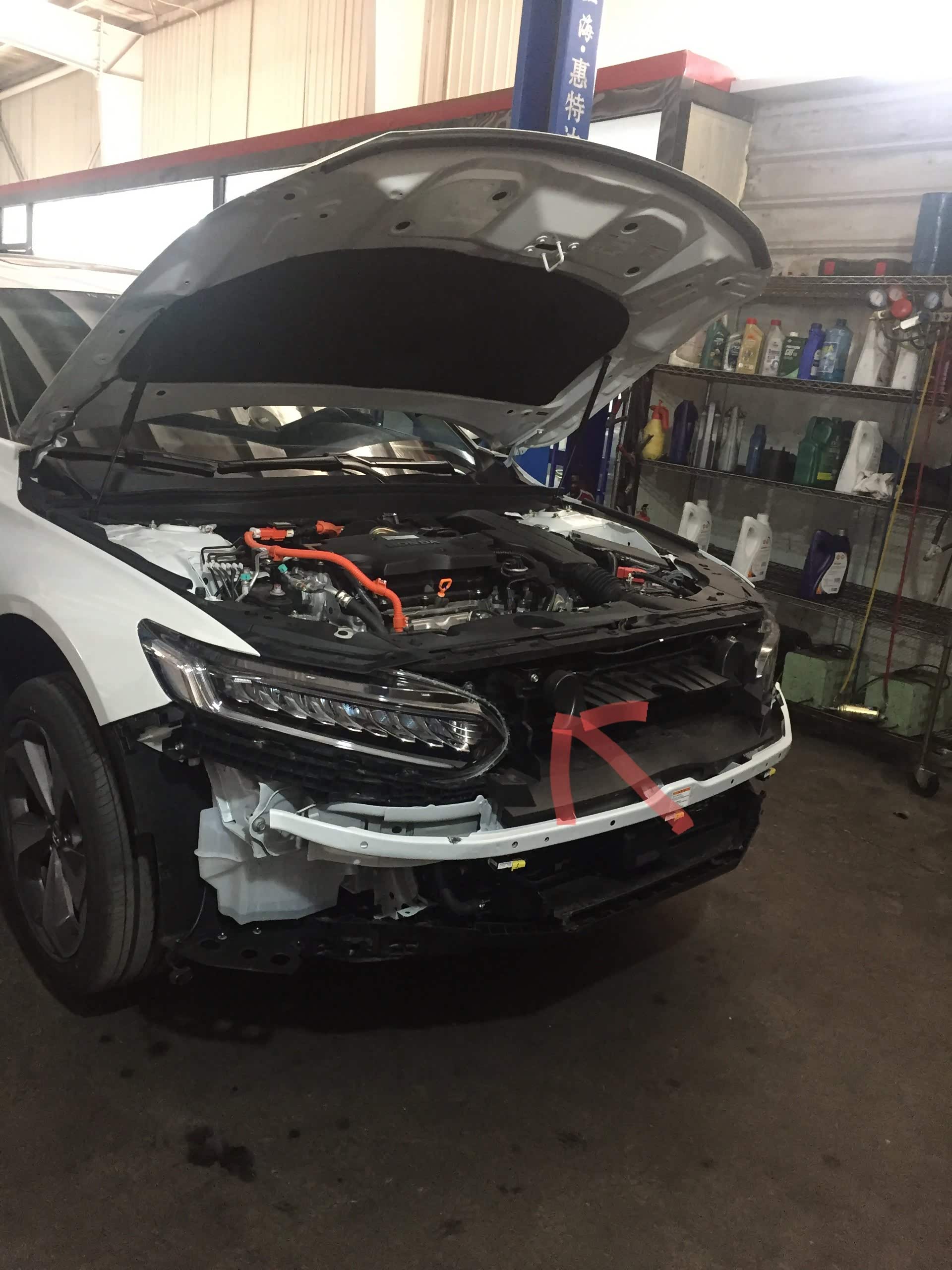 十代雅阁防冻液水壶在什么位置.