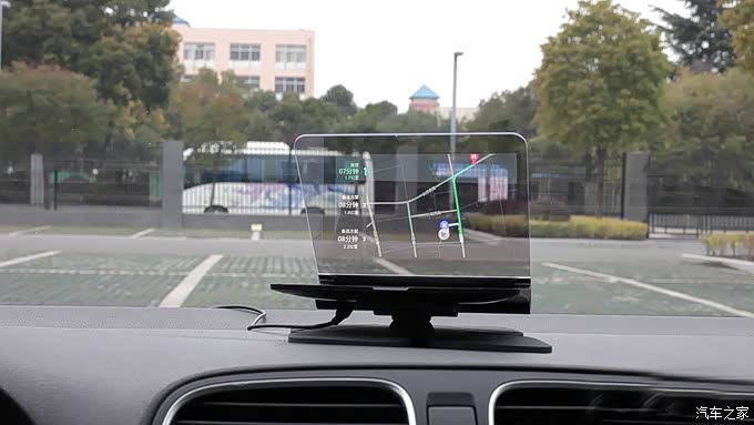 雨露不均沾未来已在路上百路达车载平视显示器试用报告