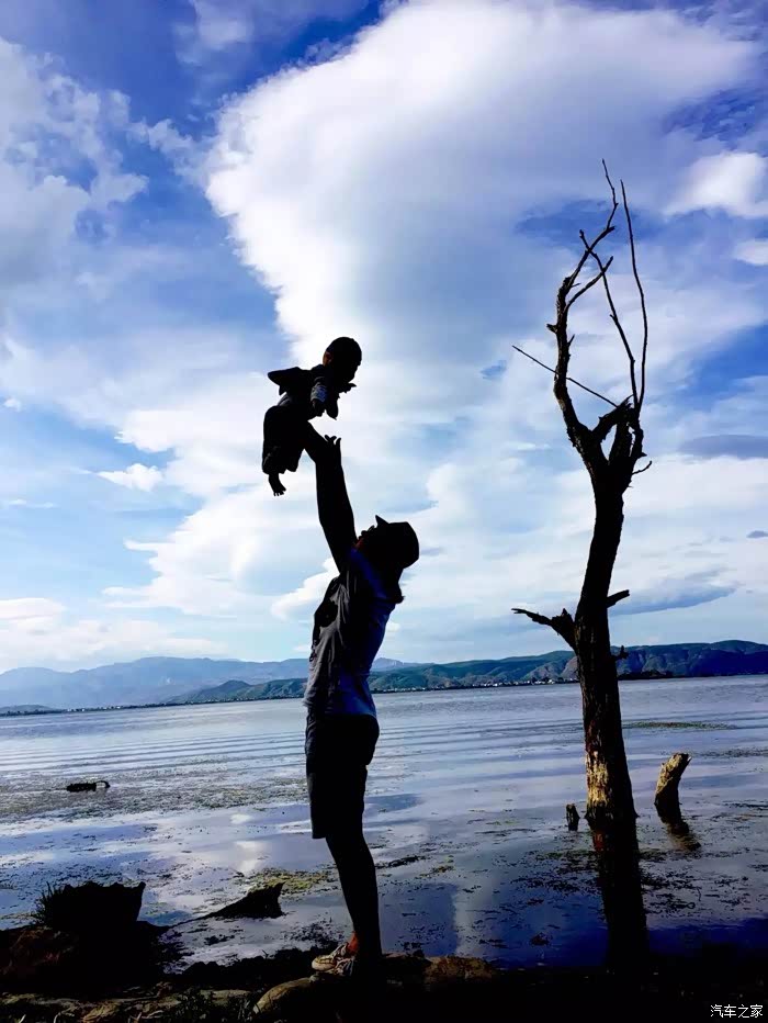 带孩子出去玩玩 耍耍