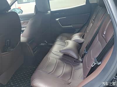 【15周年】大wey vv5的乘坐空间和储物空间表现