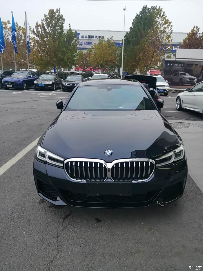 【图】530尊享m运动,炭黑,摩卡棕_宝马5系论坛_汽车之家论坛