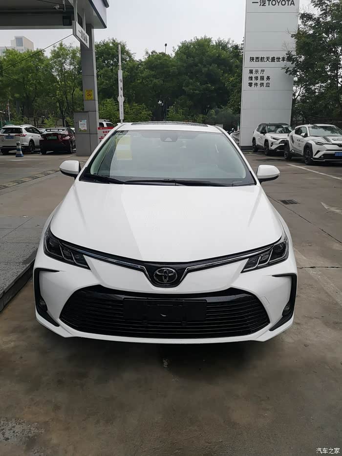 喜提19款卡罗拉1.2t精英型