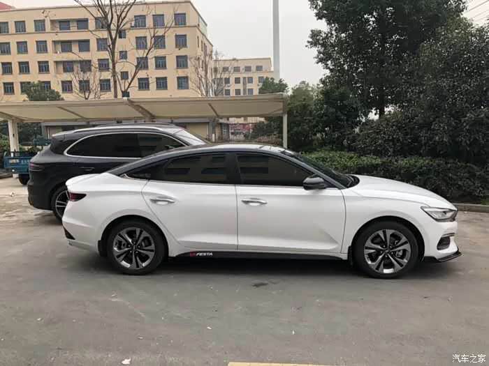 【图】有没有白色车贴黑顶,然后周边也贴黑的图_迈锐宝xl论坛_汽车之