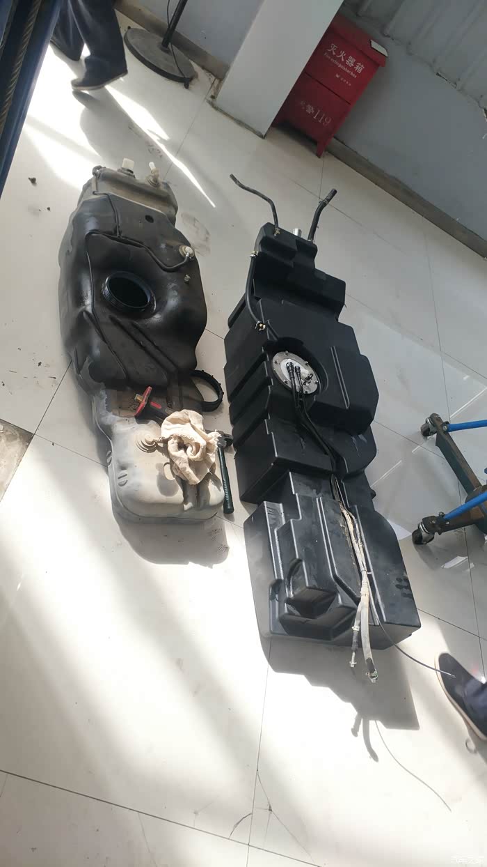 改装19t牧游侠油箱