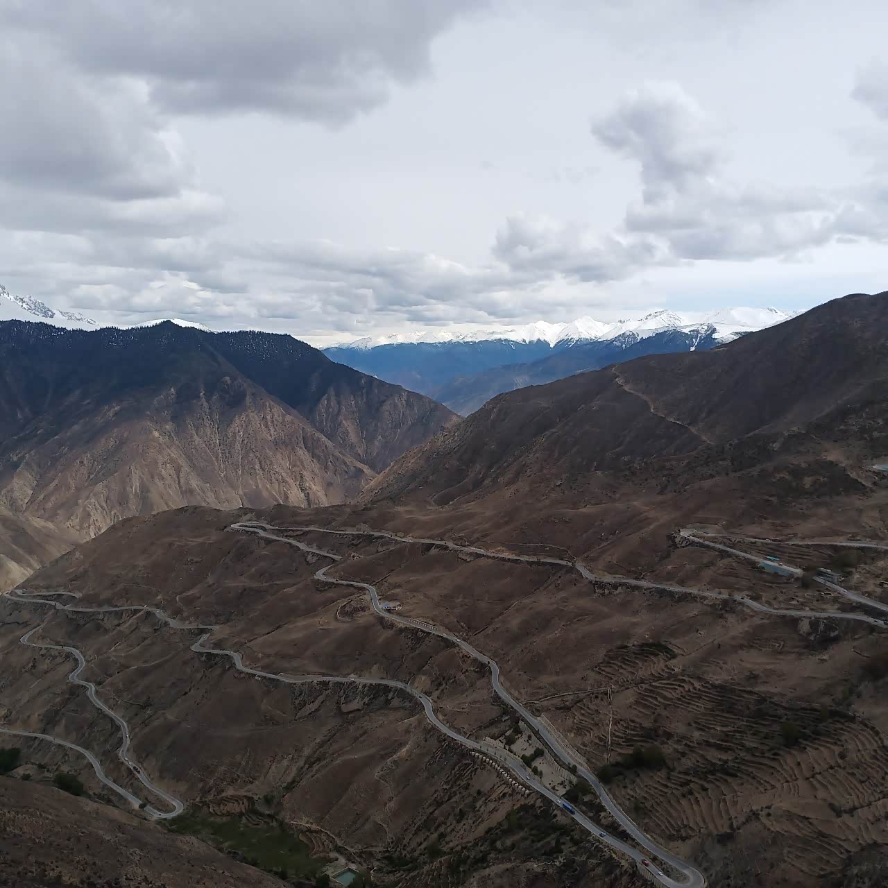 国道318天路72拐