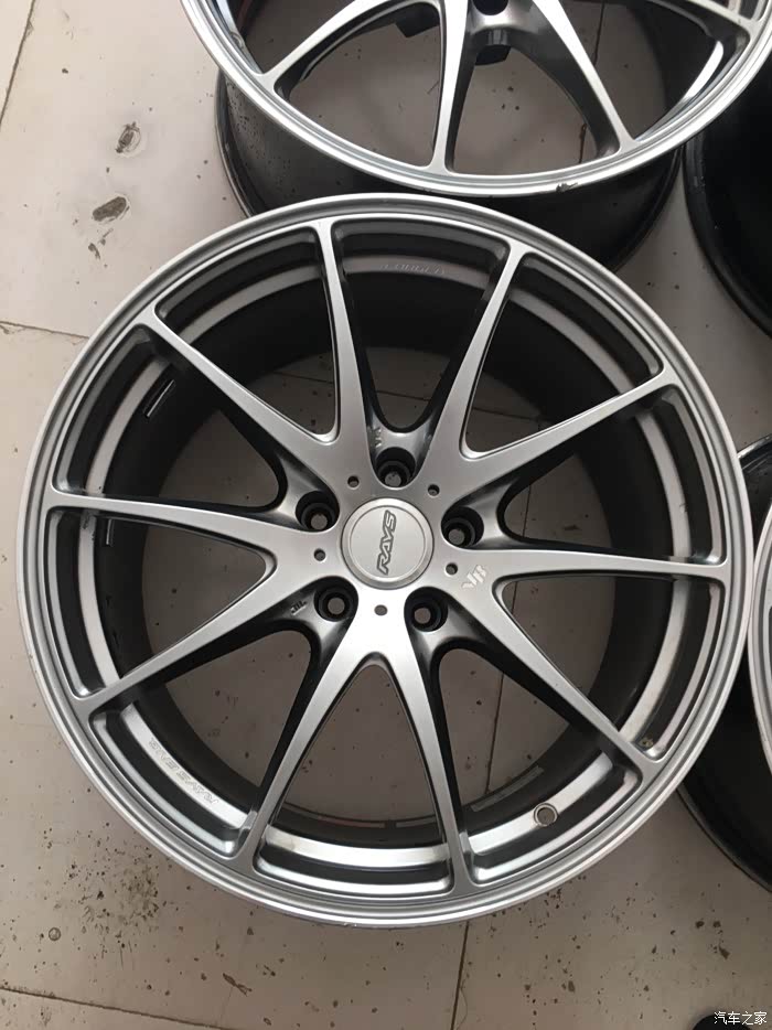 出18寸rays g25轮毂