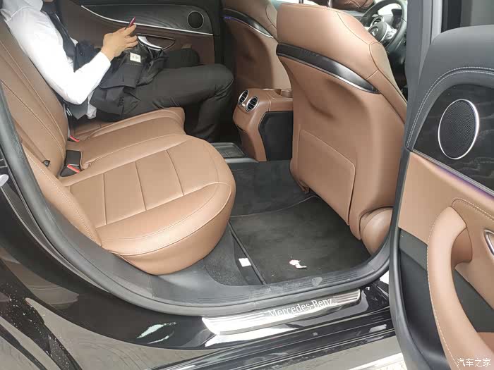 商务与运动的完美融合,奔驰e260用车体验.