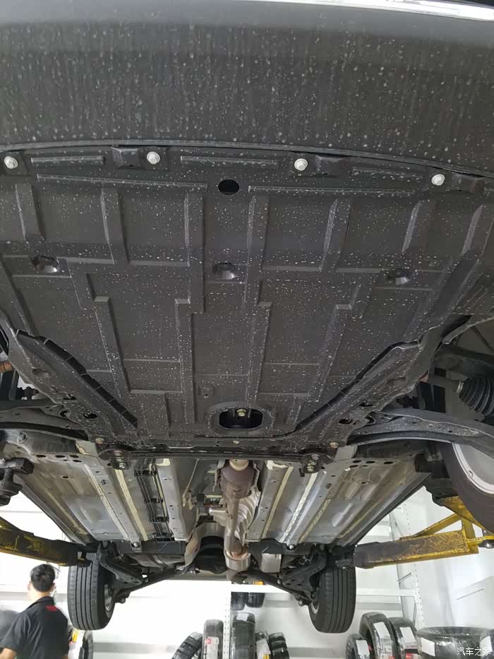 【图】今天给大逍做了个底盘装甲,开心_逍客论坛_汽车之家论坛