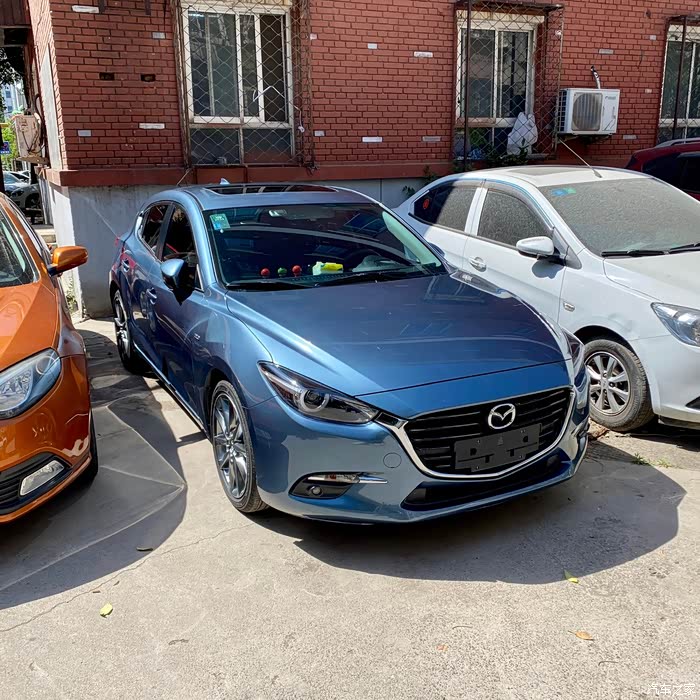 出售17款两厢20运动星际蓝昂克赛拉