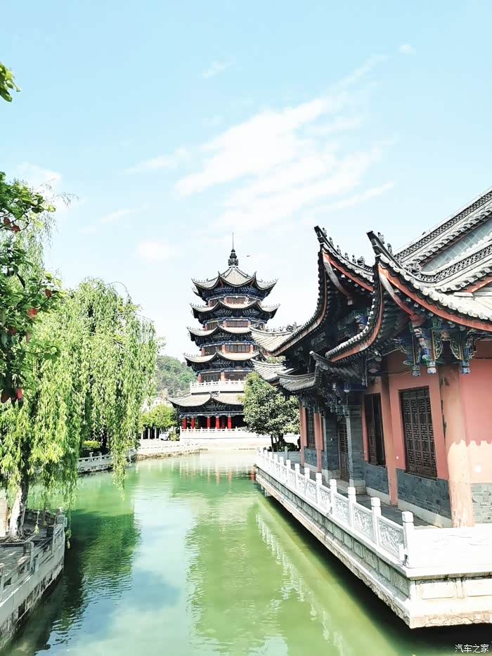 与cs85相约望江楼,合影留念