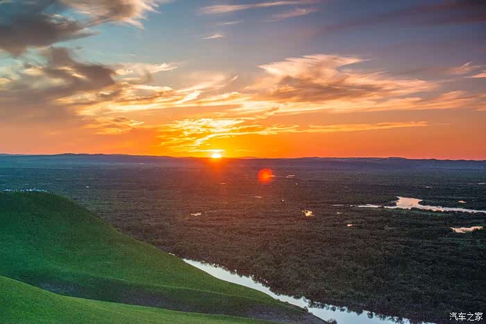 额尔古纳湿地日落