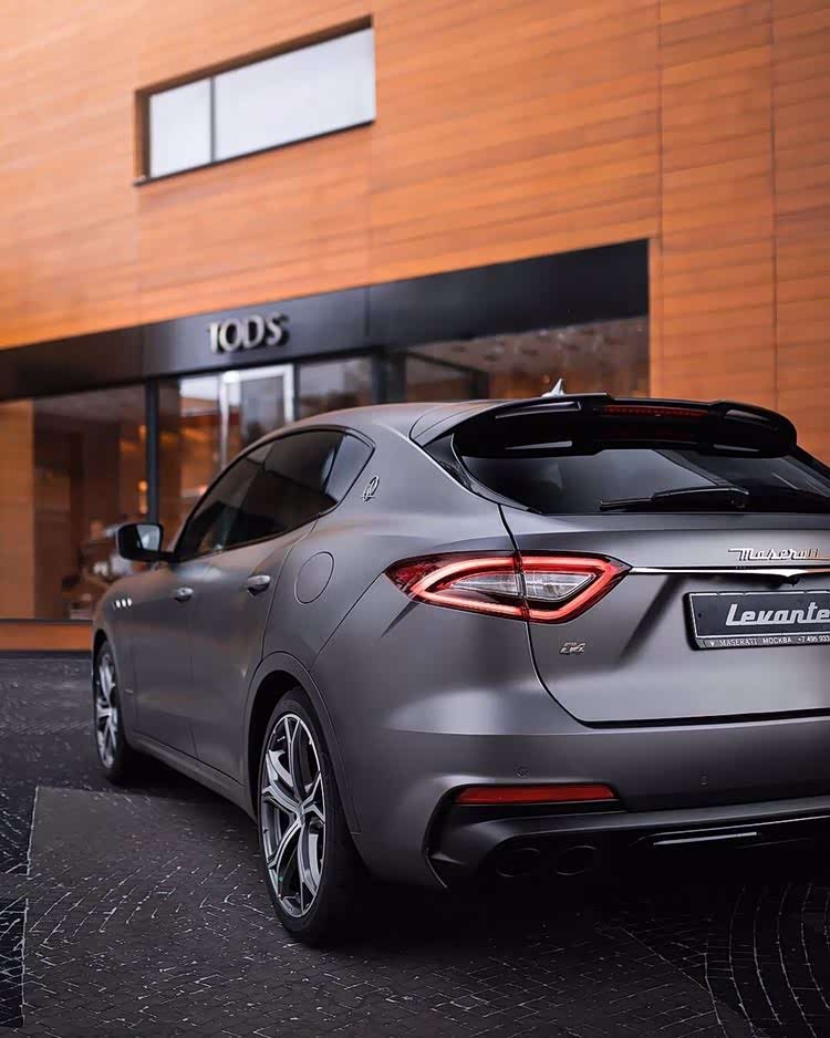 玛莎拉蒂levantetrofeo水泥灰配色真给力