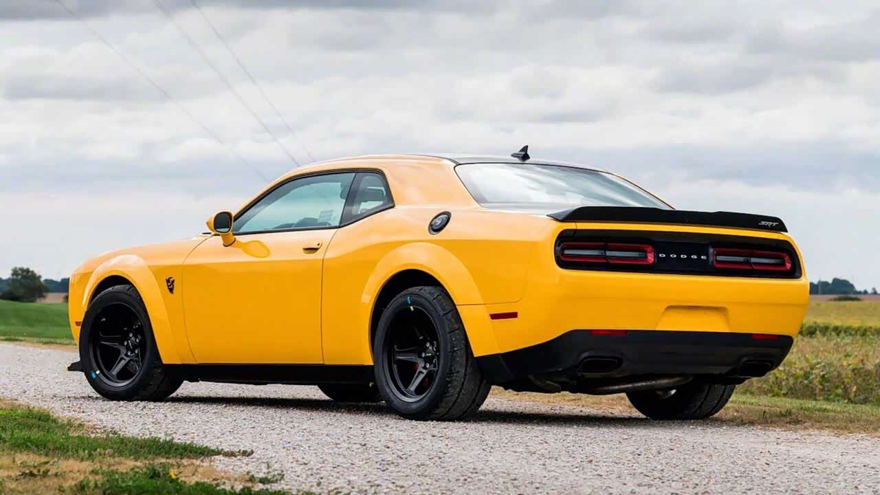 道奇挑战者srt地狱猫美系肌肉车的代表之作