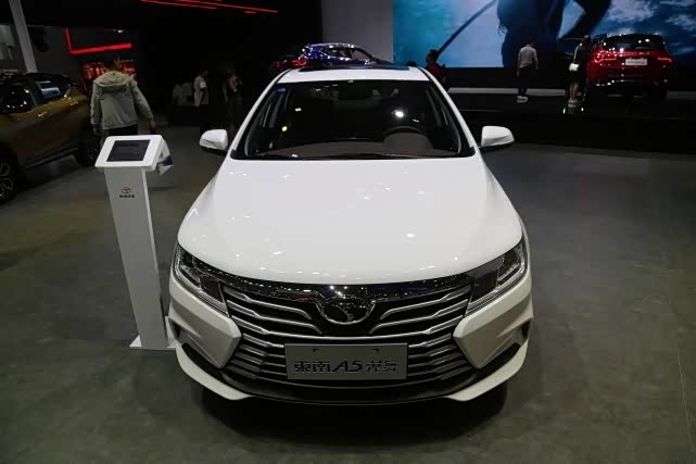 东南a5翼舞定位为五万级高品质至优家轿
