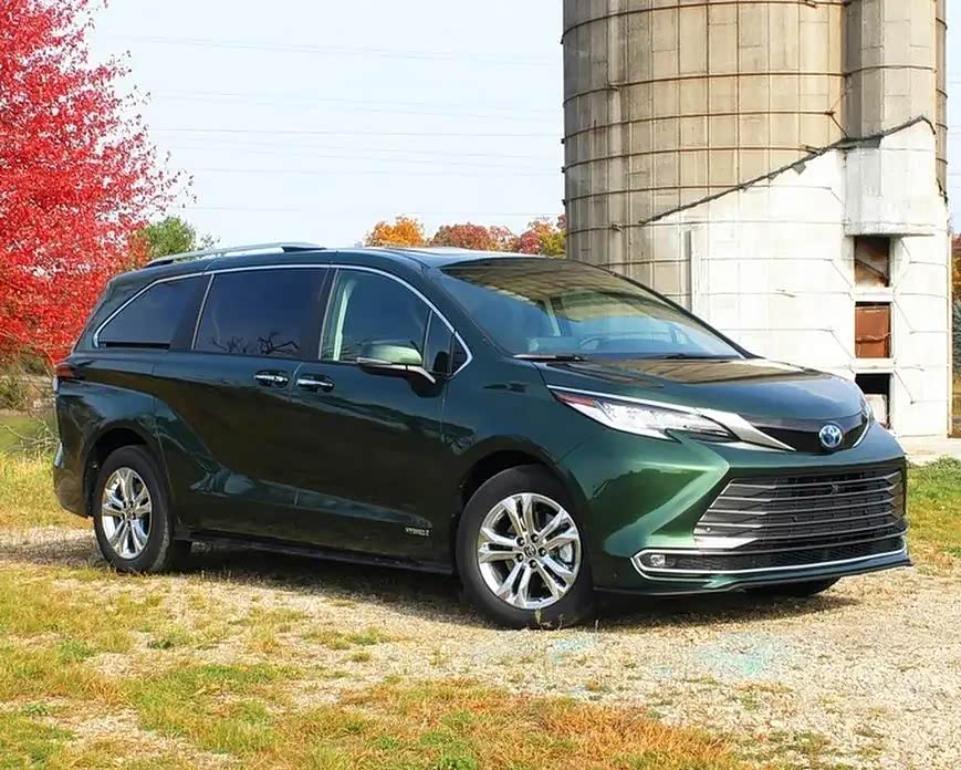 进口丰田的重要高端mpv车型,塞纳