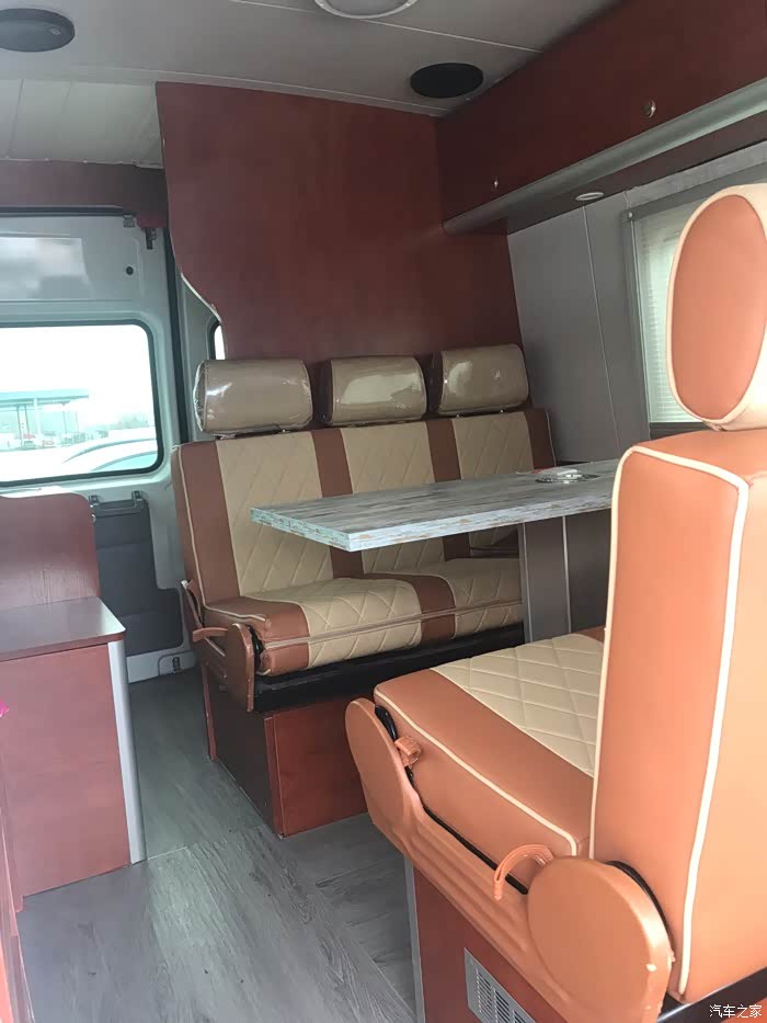 新入手2018年11月份的依维柯得意改装房车