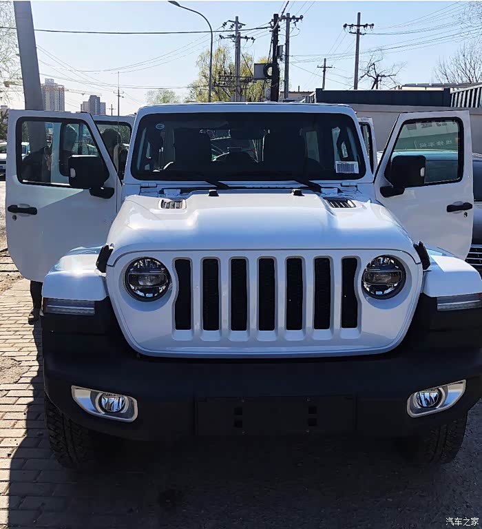 我的第二匹白马素车换fuel17寸轮毂百路驰28570