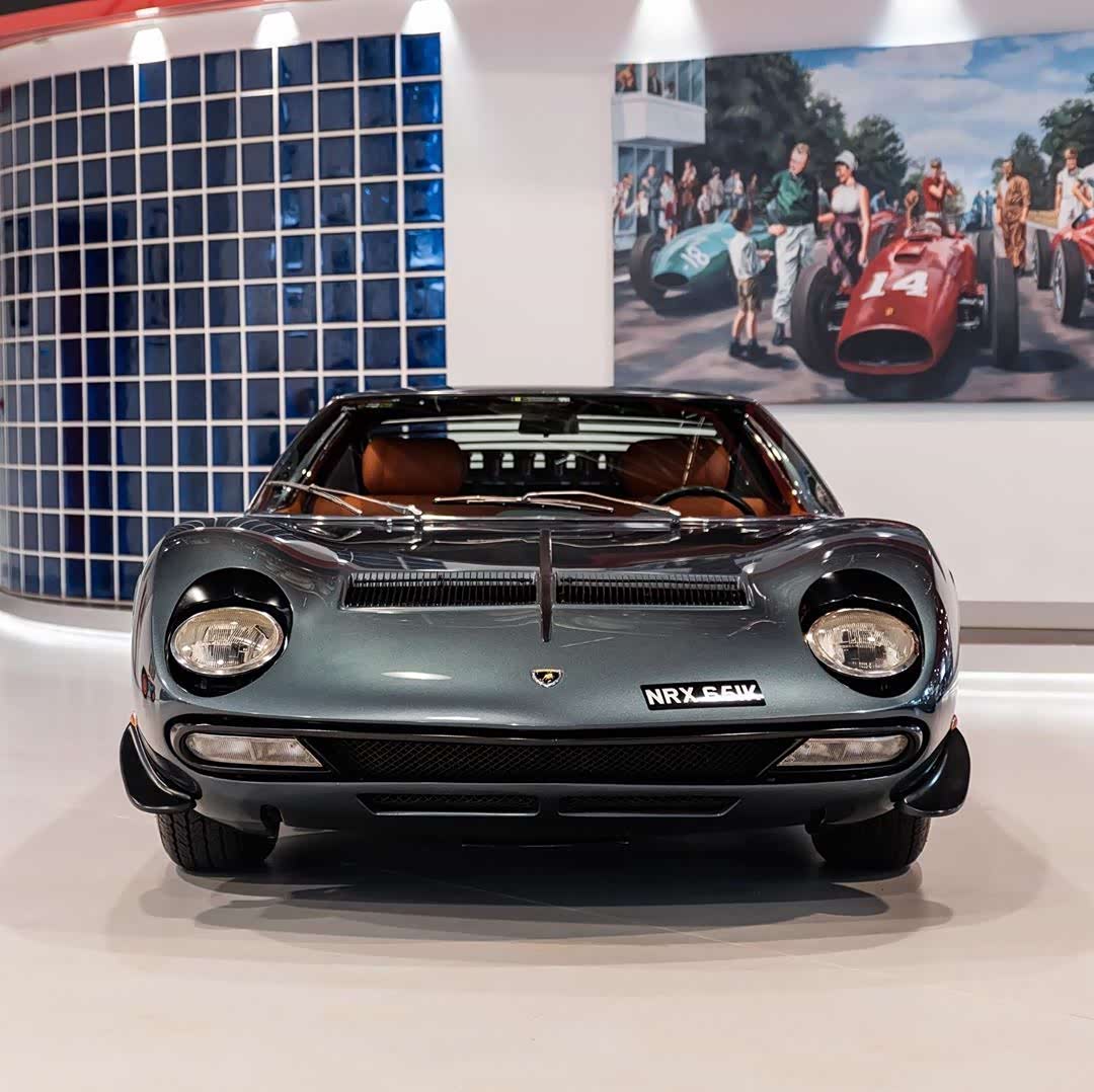 兰博基尼miura sv,经典非流行.