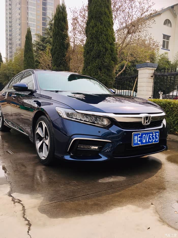 inspire混动月光蓝