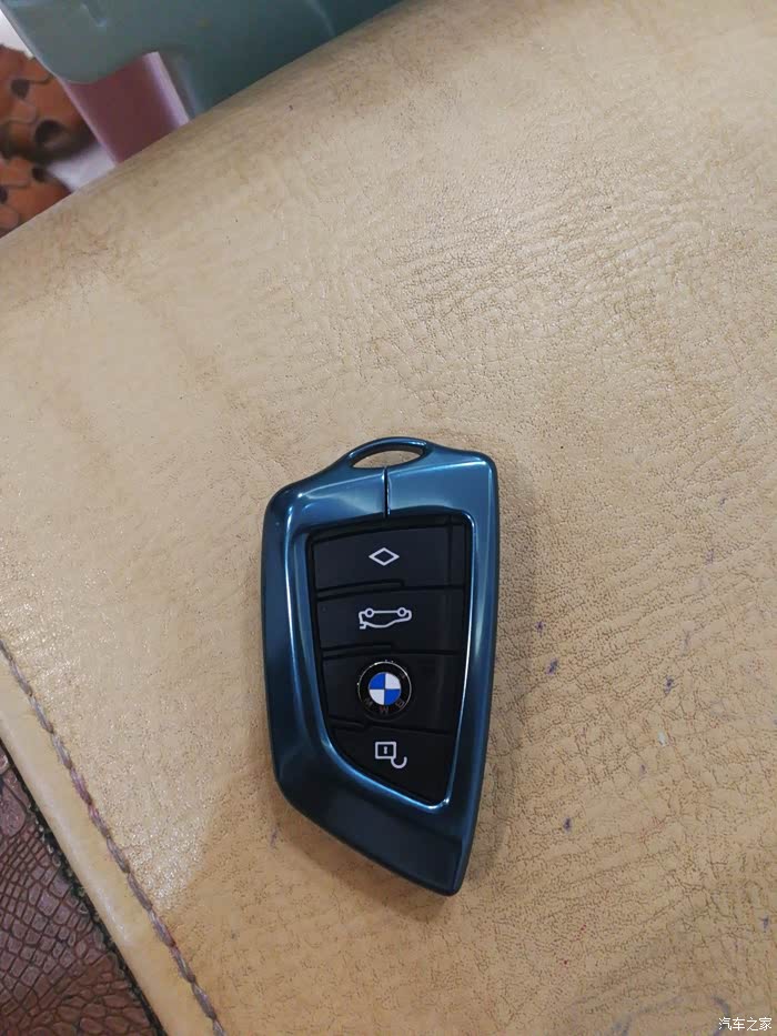 【图】黑色塑料刀锋钥匙好丑啊_宝马x3论坛_汽车之家论坛