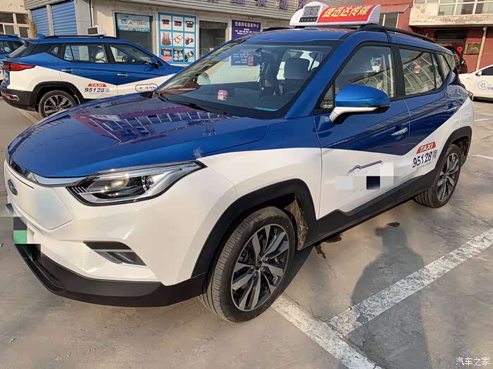 江淮ievs4成为出租车的样子看起来也很不错呢