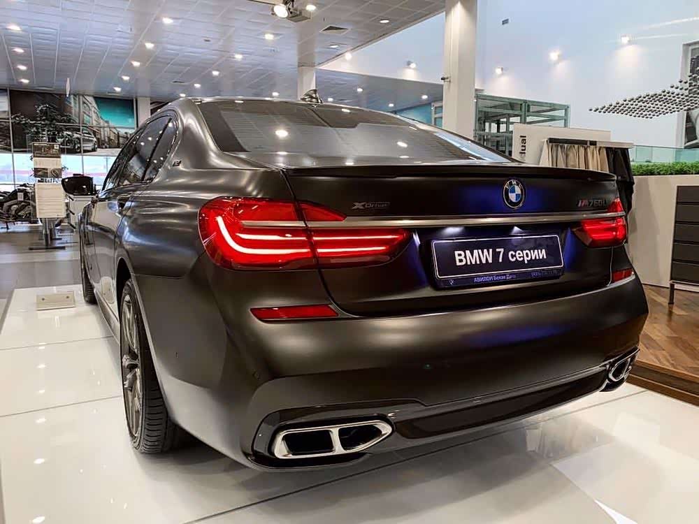 宝马m760li xdrive ,哑光色越看越帅