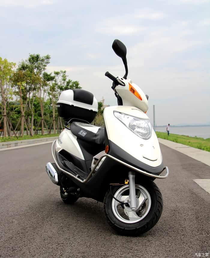 21提车——轻骑铃木瑞梦125(磨合期升级必要配件 露脸照)_摩托车论坛