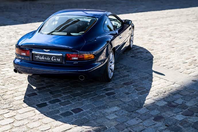 4039 | 回复: 0 阿斯顿·马丁论坛 aston martin db7 gt 好看极了!
