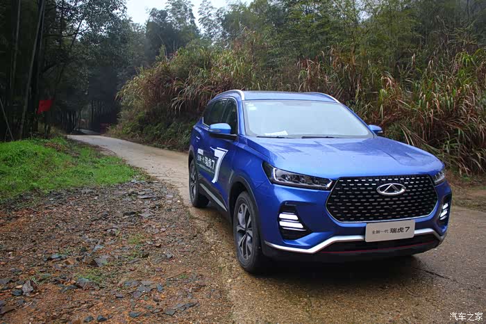 试驾全新一代瑞虎7动力浑厚视觉感受良好实力很强