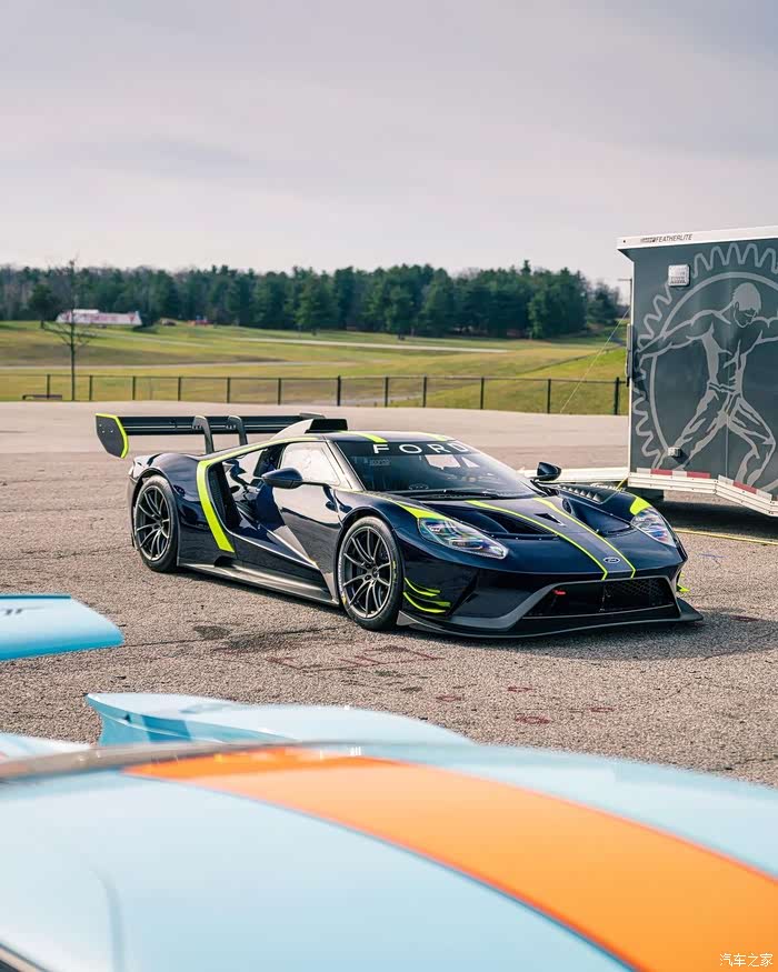 福特gt mk2!帅气时尚.