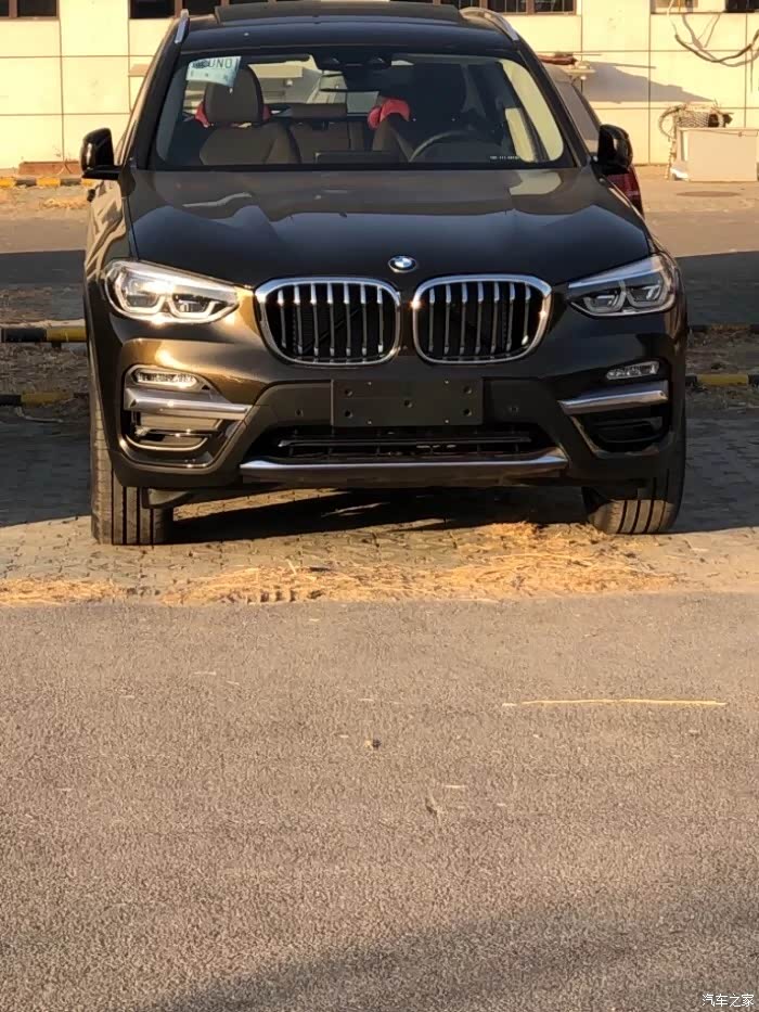 求全新宝马x3旋风棕图片