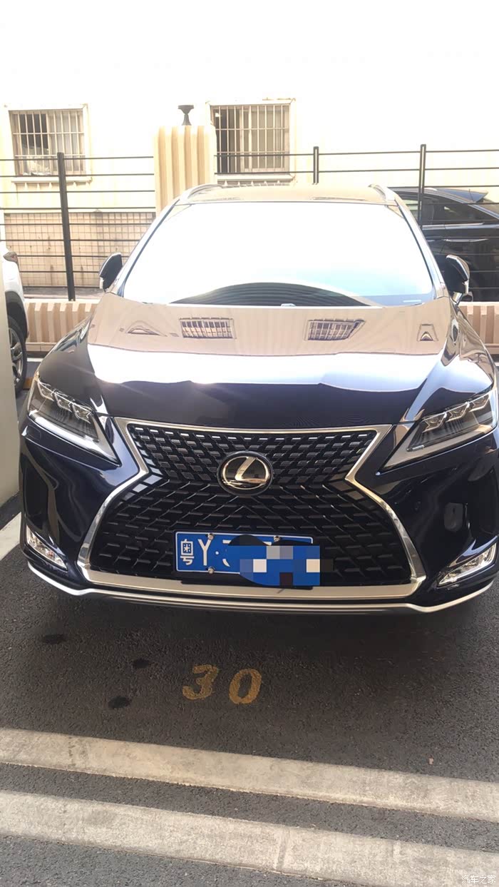 1550 | 回复: 22 雷克萨斯rx论坛 有车友提了新款宝石蓝的吗?