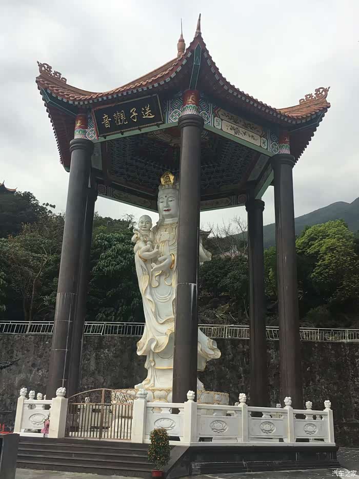 大兴华寺寻找平安福地