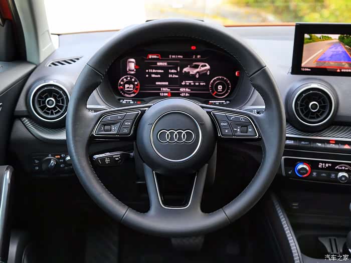 不拘一格-全新奥迪q2l#户外试驾体验奥迪q2l真皮的方向盘手感很 