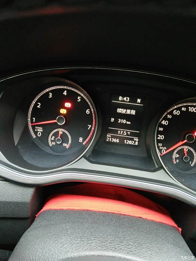 16款帕萨特仪表盘显示驻车制动装置故障是什么情况