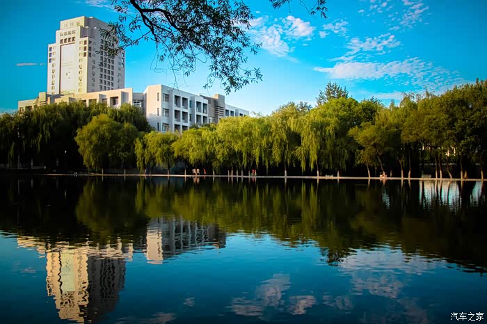 万物复苏送福利燕山大学